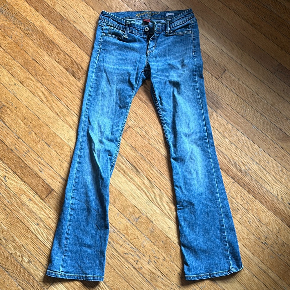 Arizona jeans bootcut size 7 average